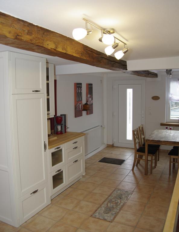 Ferienhaus Zur Altlayer Post Lägenhet Exteriör bild